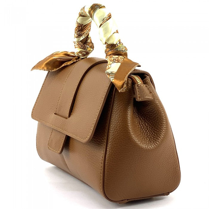 Kylie leather Handbag