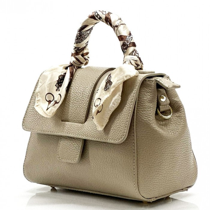 Kylie leather Handbag