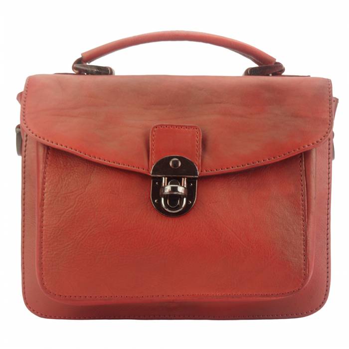 Montaigne GM vintage leather Handbag