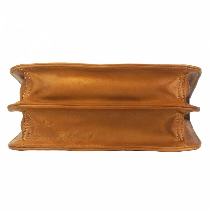 Very GM Leather Hand-bag