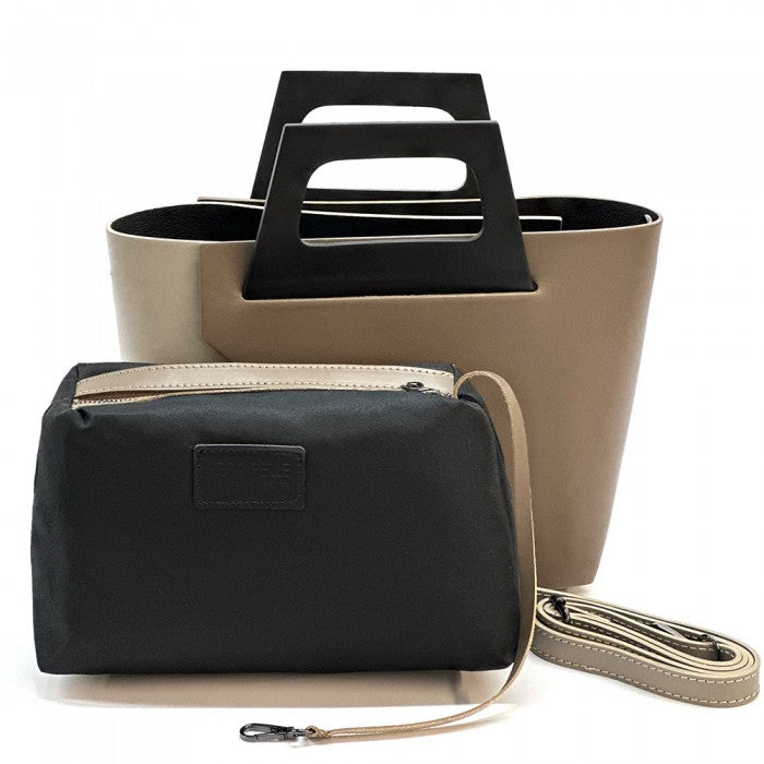 Amadea leather Handbag